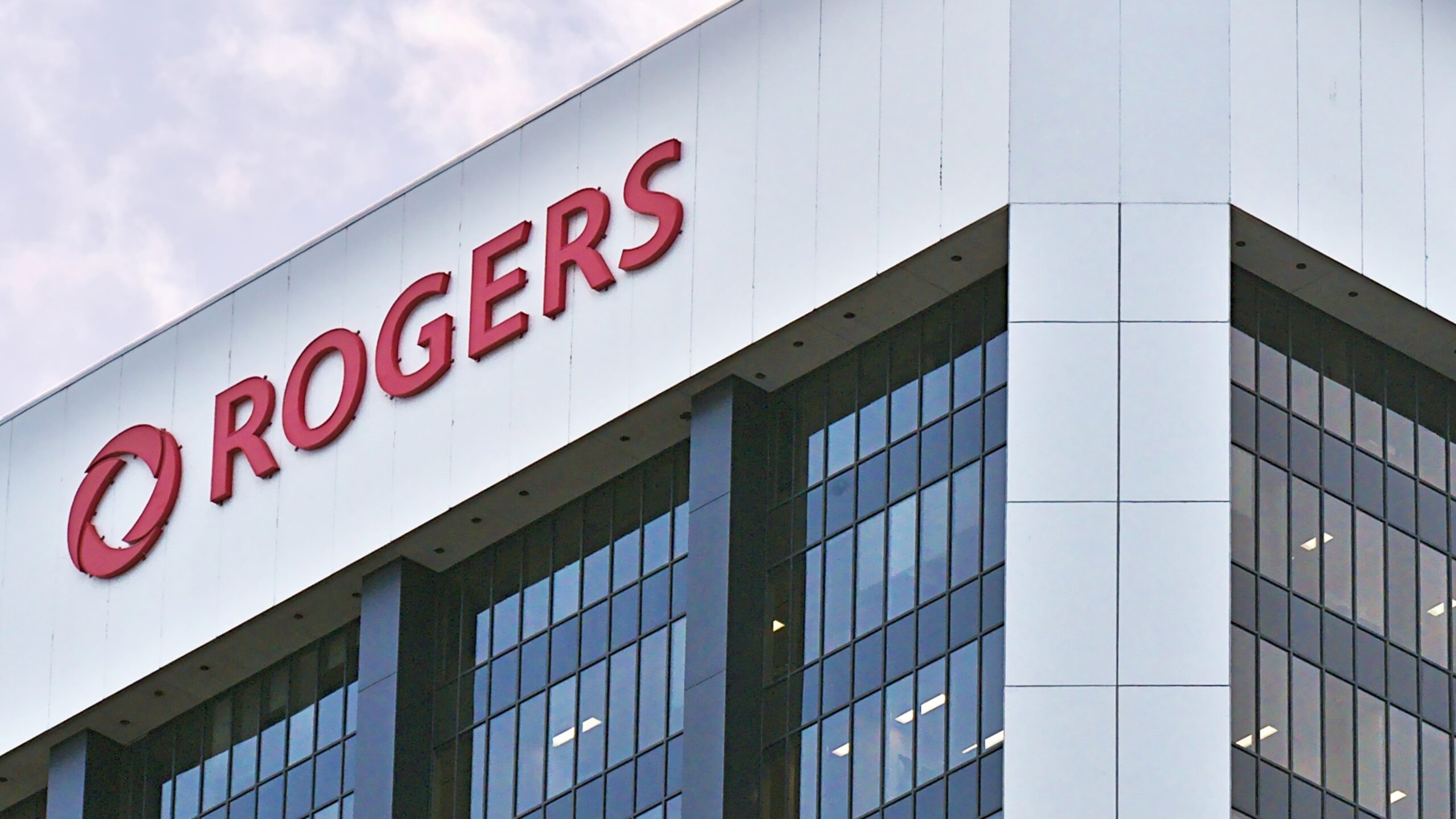Read more about the article Avoiding the impact of another Rogers outage